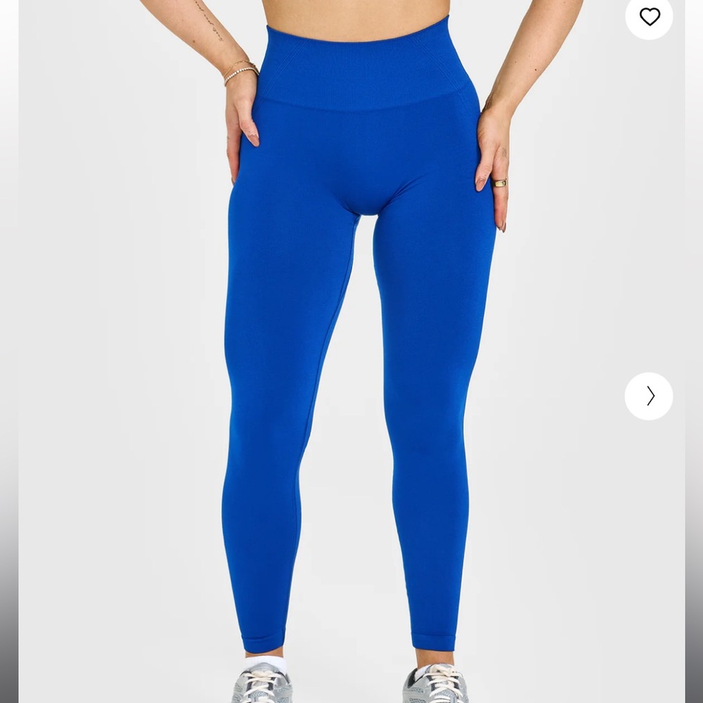 EFFORTLESS SEAMLESS LEGGINGS WITH WHITE LOGO